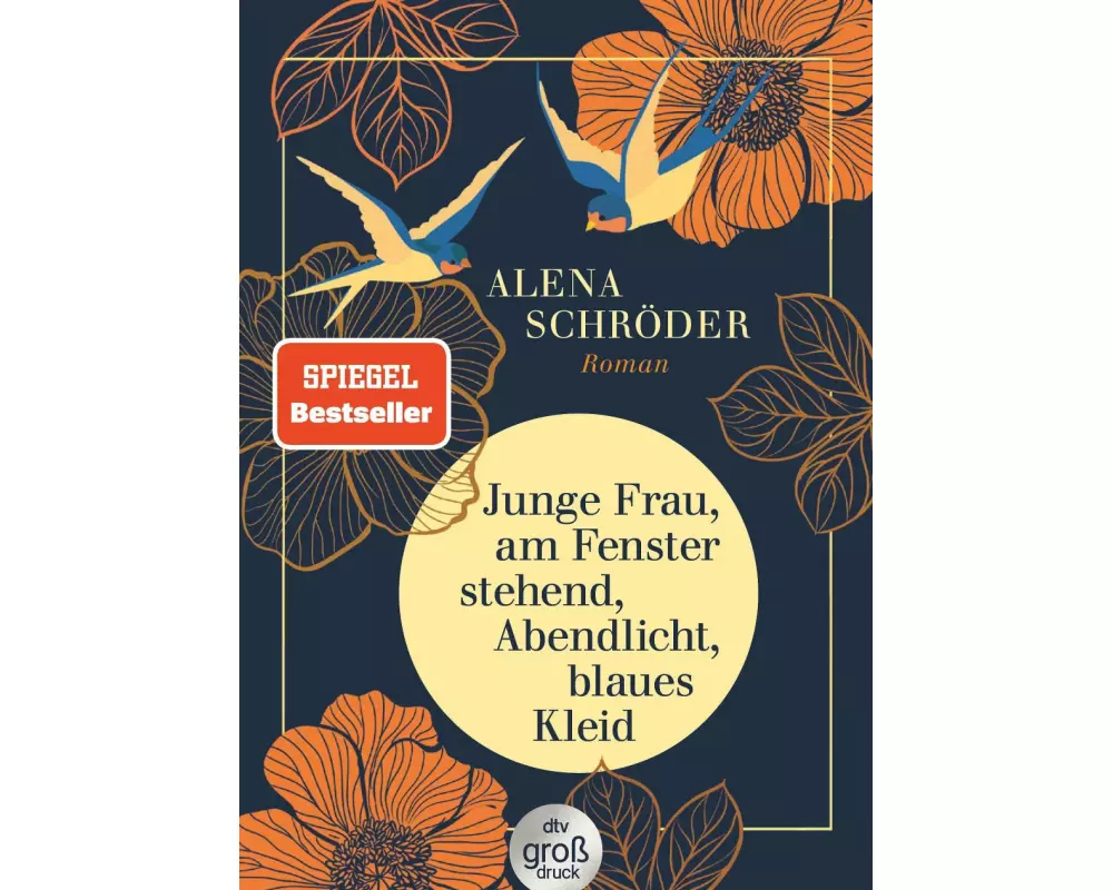 Junge Frau, am Fenster stehend, Abendlicht, blaues Kleid