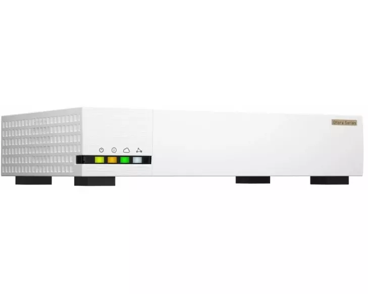 QNAP QHora-322 2.5/10G high speed QuWAN VPN router