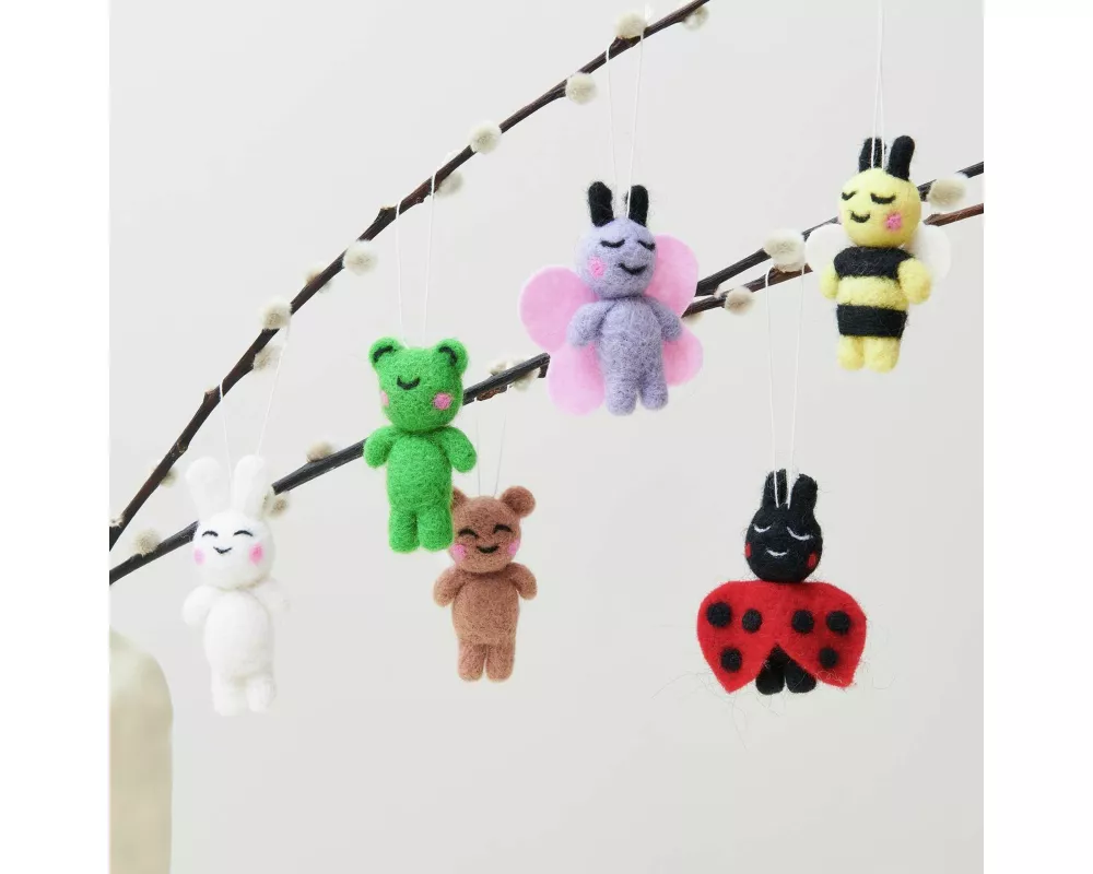 Anhänger Filz-Hase 3D, Rosa, 8,5 x 3,9 x 2,4cm