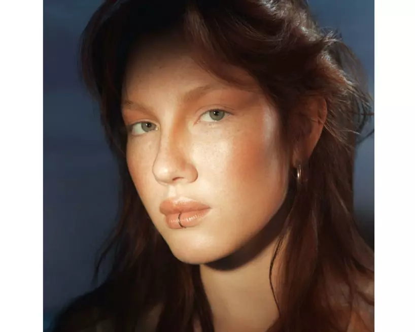 MÁDARA Midsummer Soft Silk Mineral Bronzer 1 Heat