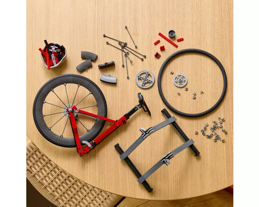LEGO Icons Rennrad 11380