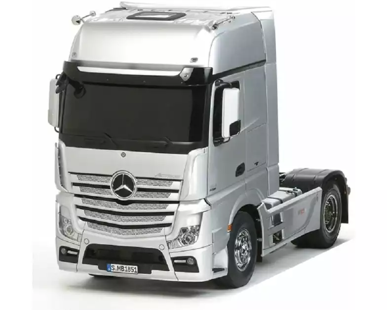 Tamiya Lastwagen Mercedes Actros 1851 Gigaspace 4x2 Bausatz, 1:14