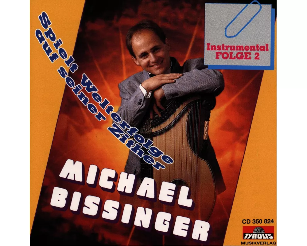 Spielt Welterfolge Auf Seiner Zither