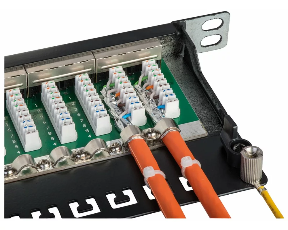 LINDY Cat.6A Patch Panel 24p STP 1/2 U, Black 24 Ports in 0.5 height unit, 10GbE