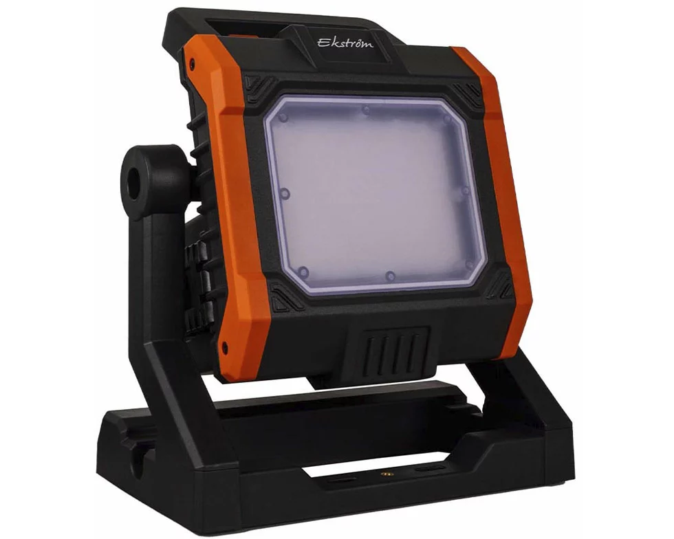 Ekström Akku LED Scheinwerfer 35W mit USB