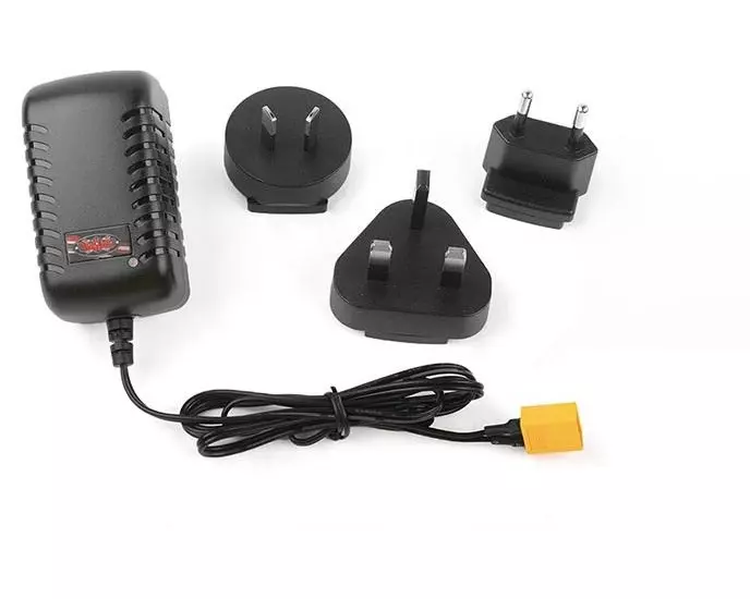 RC4WD Ladegerät Universal NiMH XT60