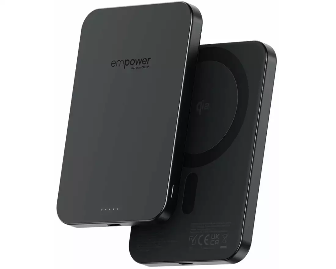 emPower by PanzerGlass Powerbank Weltall Schwarz 5000 mAh