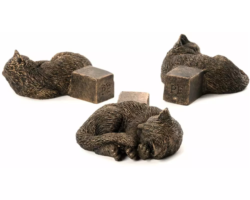 Jardinopia Pflanzentopffüsse Potty Feet Schlafende Katze, 3er Set