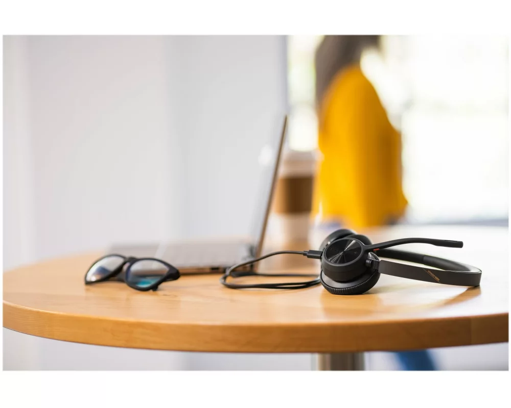 HP Poly Voyager 4320 Microsoft Teams Certified, Headset, +BT700 dongle, +Charging Stand