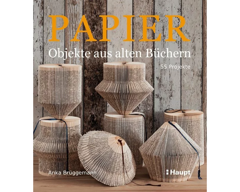 Papier-Objekte aus alten Büchern