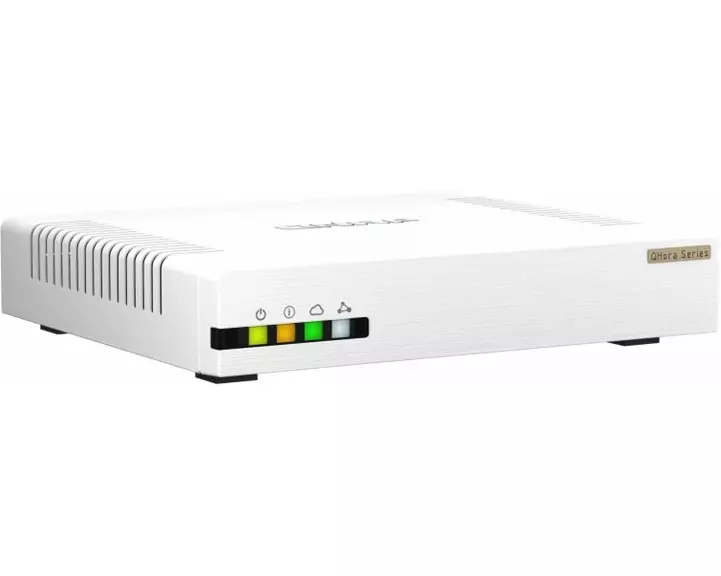 QNAP QHora-321 2.5G high speed QuWAN VPN router