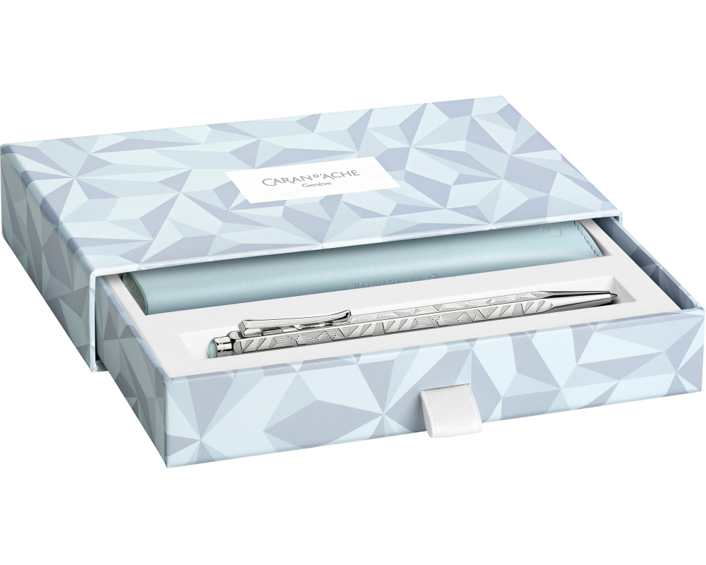 Caran d'Ache Kugelschreiber Ecridor AlpineFrost Medium (M), Silber