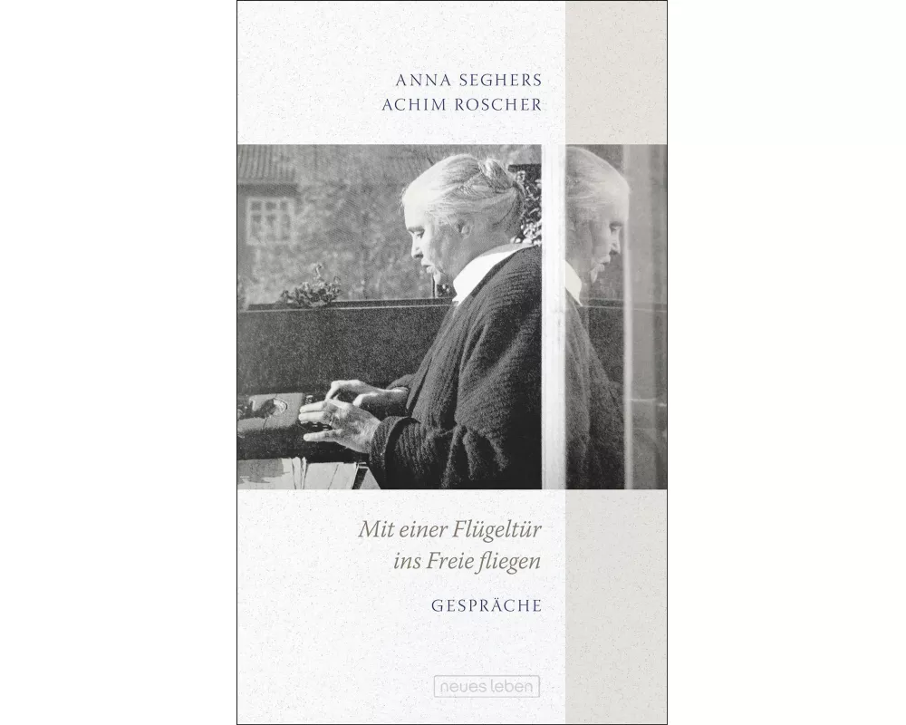 Mit einer Flügeltür ins Freie fliegen