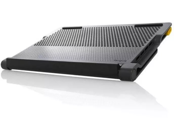 Targus Notebook-Kühler 4-Port USB 2.0 17 "
